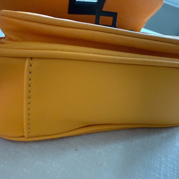 Badgley Mischka Yellow Quilted Crossbody Bag with Flap Closure - Picture 4 of 9